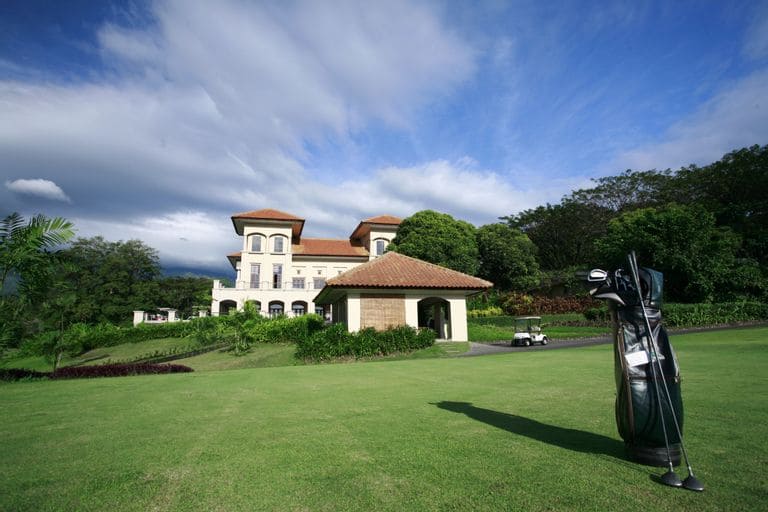 Finna Golf & Club Resort