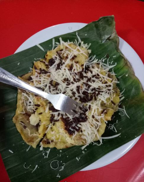 pisang plenet khas semarang