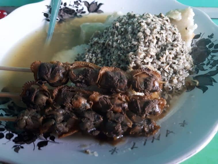  Lontong  Kupang  Bu Wito Ter Legend di Surabaya  Nih 