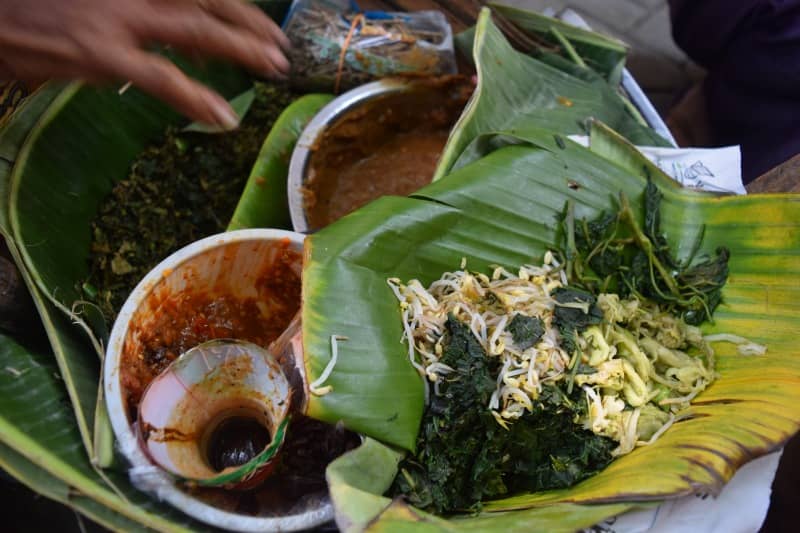 pecel semanggi