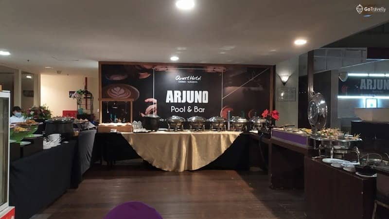 Arjuno Pool & Bar, Tawarkan Makan Malam Dengan Suasana Romantis