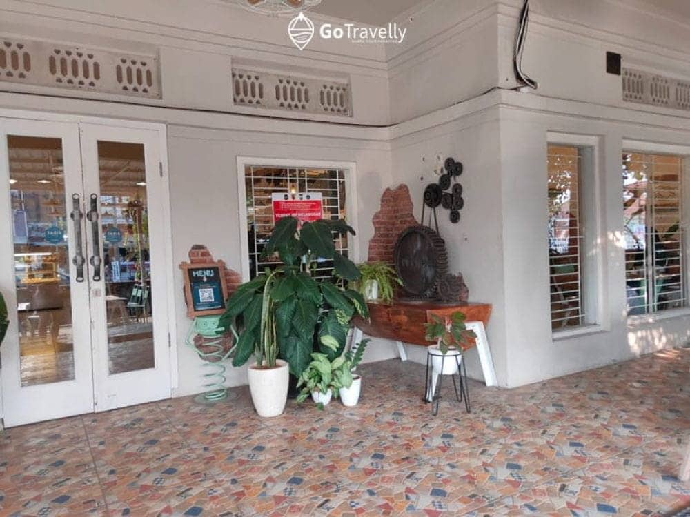 Tempat Nongkrong Instagrammable dan Cozy di Kota Blitar Sambil Menikmati Gelato di De CLASSE Gelato & Coffee