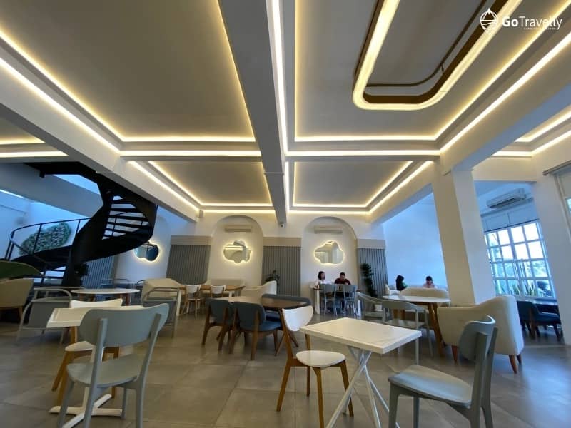 #andzero cafe minimalis instagramable di kota surabaya