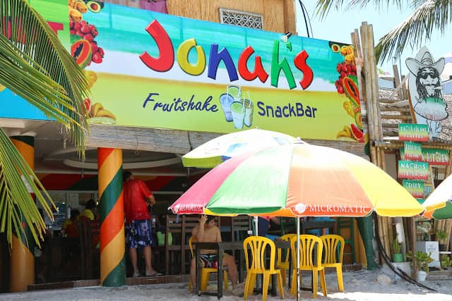 jonah's fruit shake & snack bar