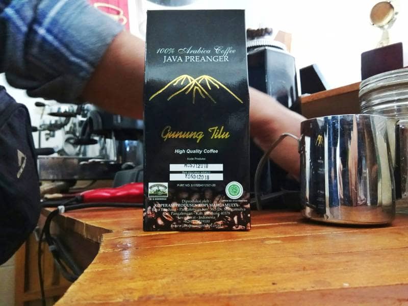 coffee house gunung tilu