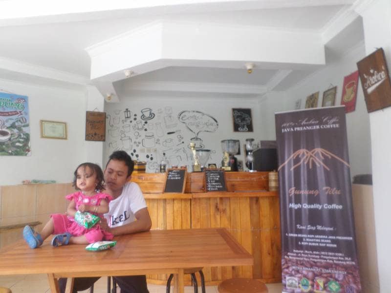 coffee house gunung tilu