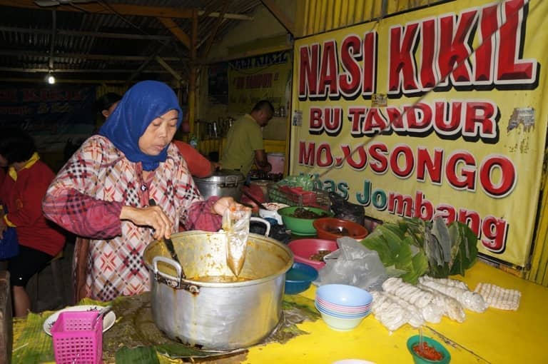 Nikmatnya Nasi Kikil Bu Tandur yang bikin Nagih  Edit Post