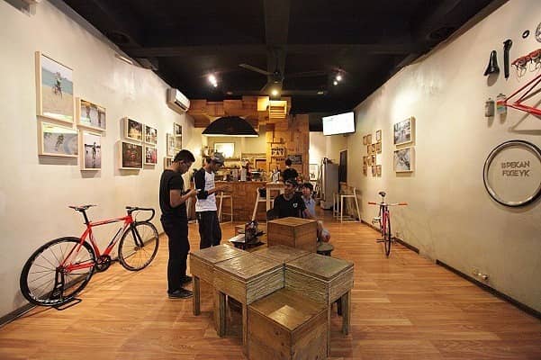 awor gallery and coffe