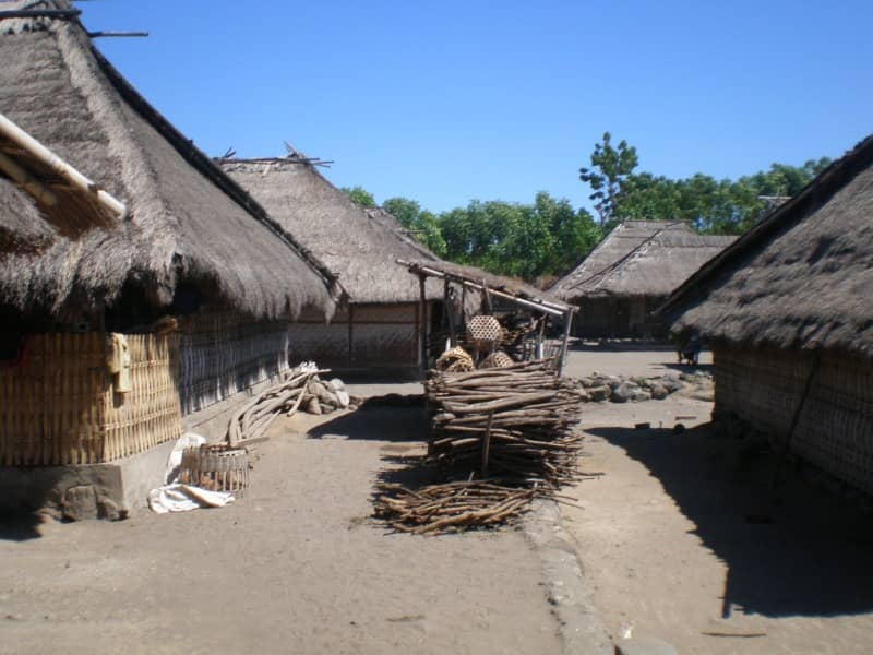 desa bayan lombok