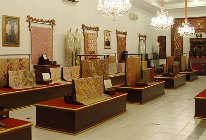 koleksi batik danar hadi