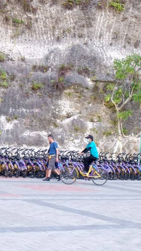 pesewaan sepeda di gwk cultural park
