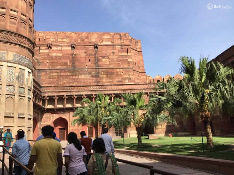 agra fort india