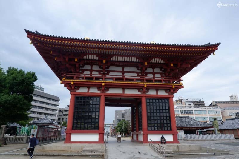 shitennoji temple