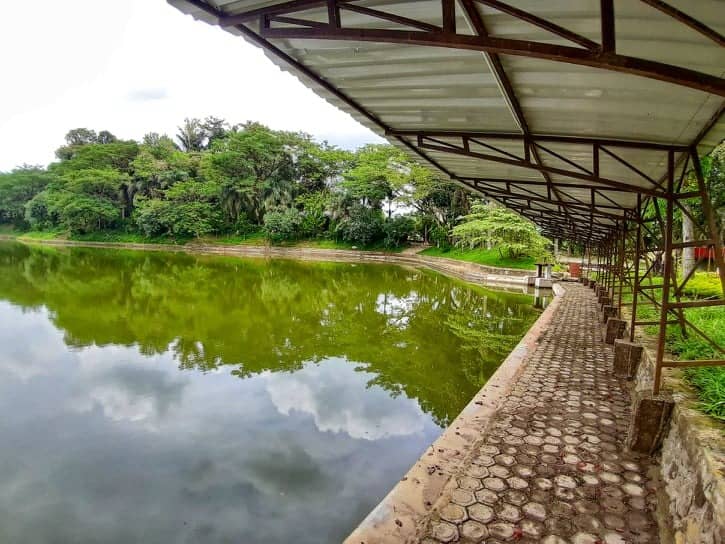 Wisata Murah Meriah Danau Alam Jaya