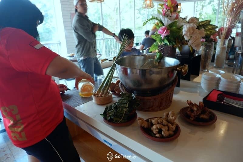 buffet menu sarapan di zhang resto great hotel diponegoro