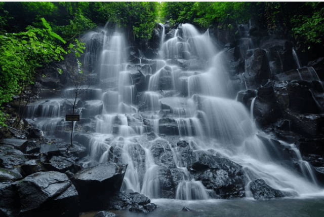 Air Terjun Kanto Lampo