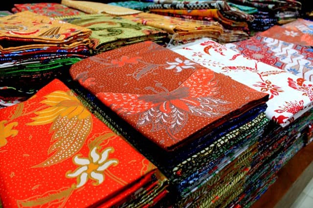 Batik Salah Satu Khas Oleh-oleh Jogja