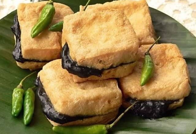 11 Makanan Khas Semarang Terkenal Paling Enak Bikin Nagih 