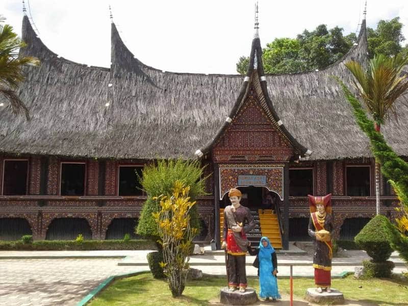 Museum Rumah Adat Baanjuang