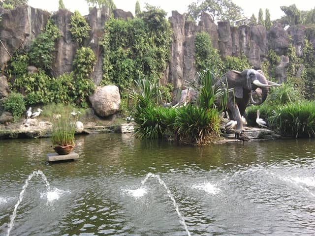 Kebun Binatang Ragunan