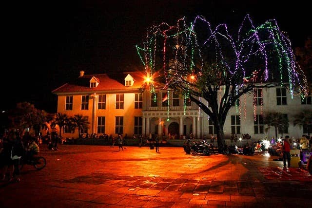 Tempat Wisata Kota Tua Malam Hari