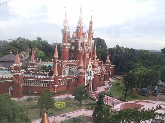 Taman Mini Indonesia Indah (TMII)