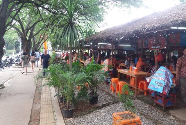 Kawasan Kuliner Laksa