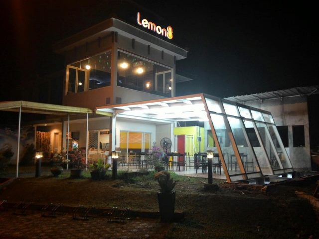 Lemon8 Café