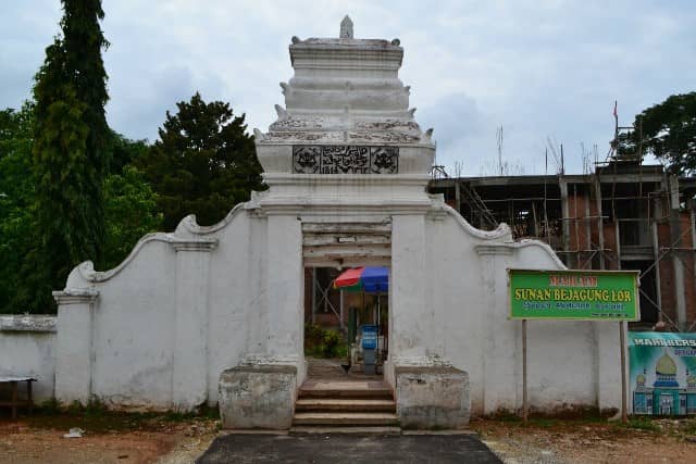 Makam Sunan Bejagung Lor