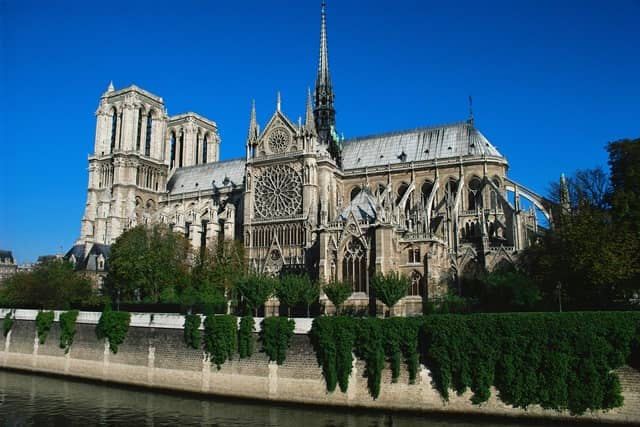 Tempat Wisata Notre Dame De Paris