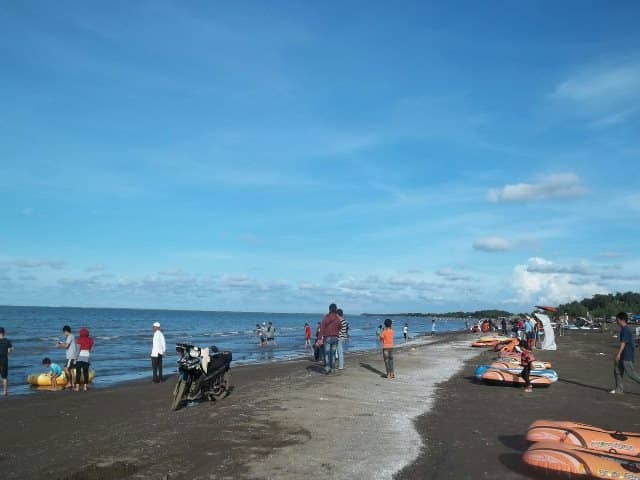 Pantai Tanjung Pakis