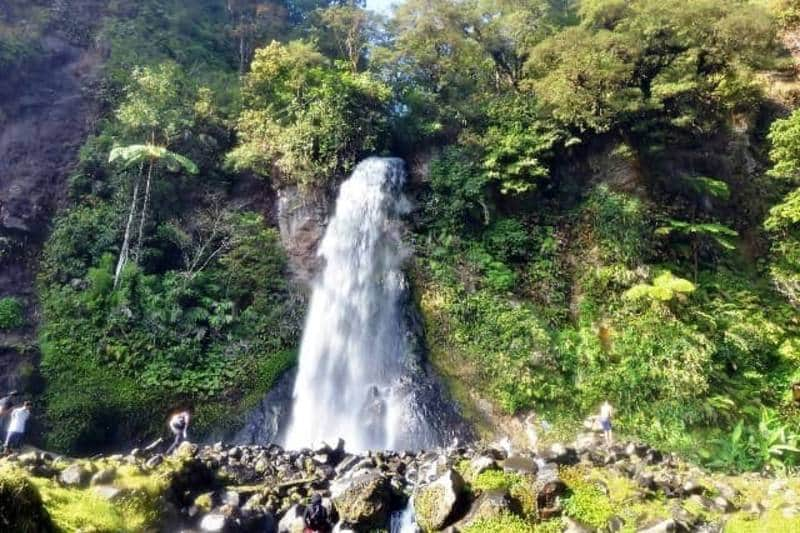 Air Terjun Cibeureum