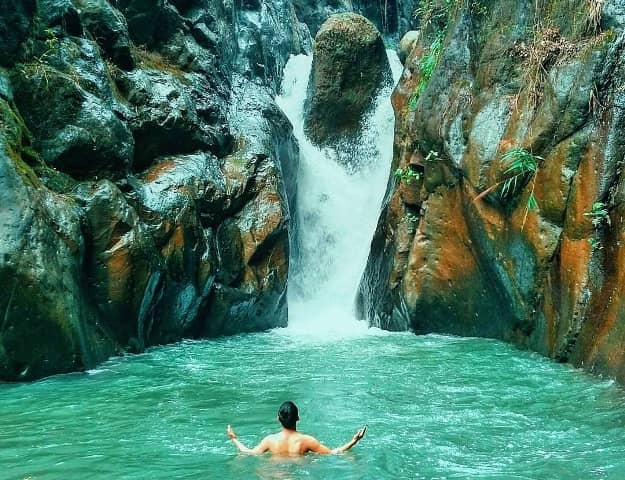 Curug Rahong Cisewu