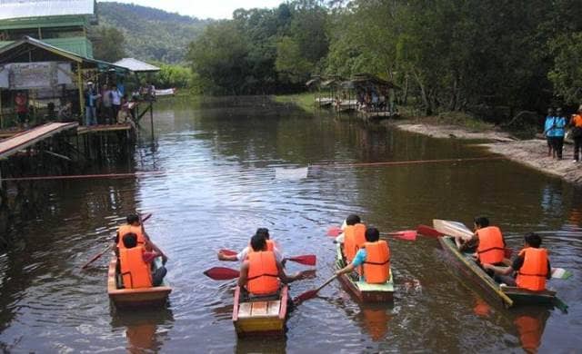 Danau Tadow Indah