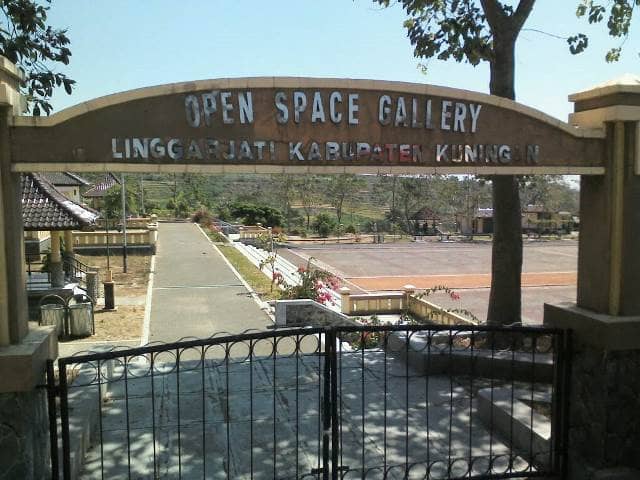 Open Space Gallery Kuningan