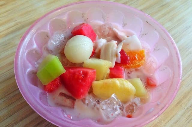 Sop buah pak ewok