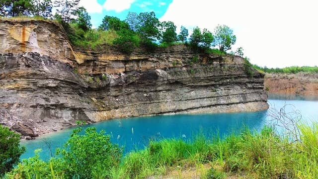 Wisata Danau Biru Pengaron