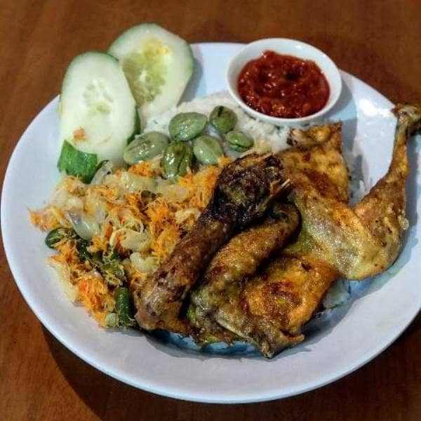 Ayam Goreng Gringging Lombok