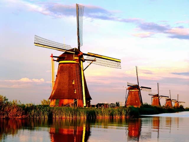 Desa Kinderdijk