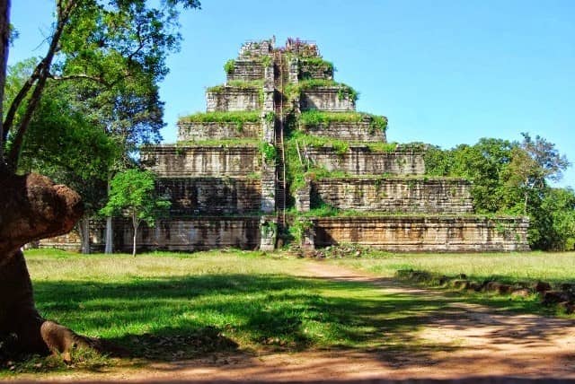 Tempat Wisata Yang Terkenal Di Kamboja