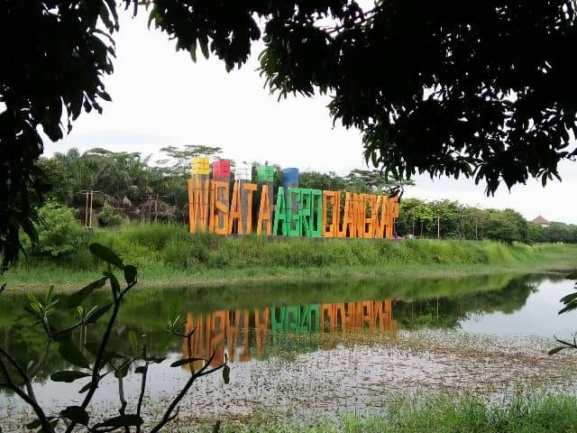 wisata alam dekat sini