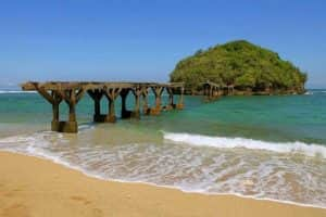 Pantai Jembatan Panjang