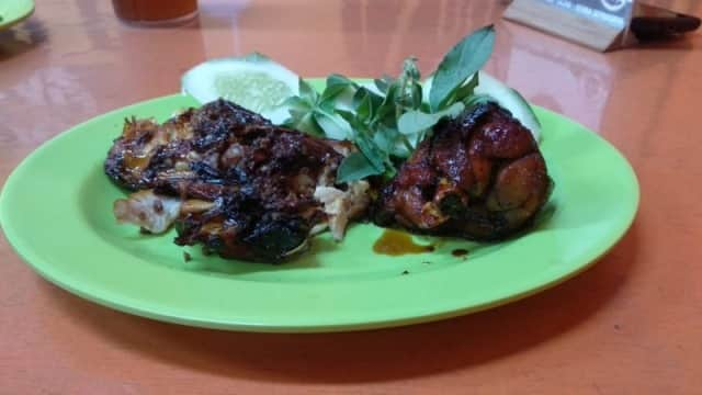 Ayam Bakar terdekat