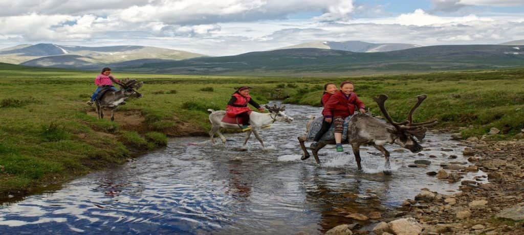 Detak Kagum Menatap Pesona 15 Tempat Wisata di Mongolia