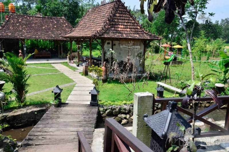 Kebon Tanjung Resto