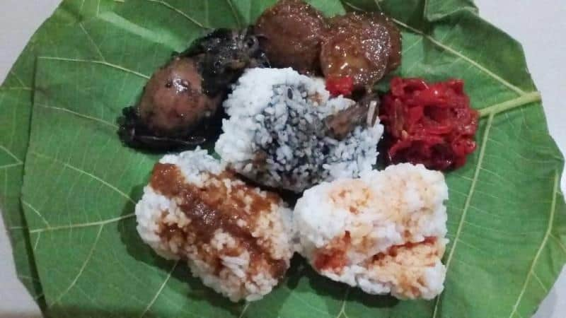  Nasi Jamblang Stasiun Kejaksan