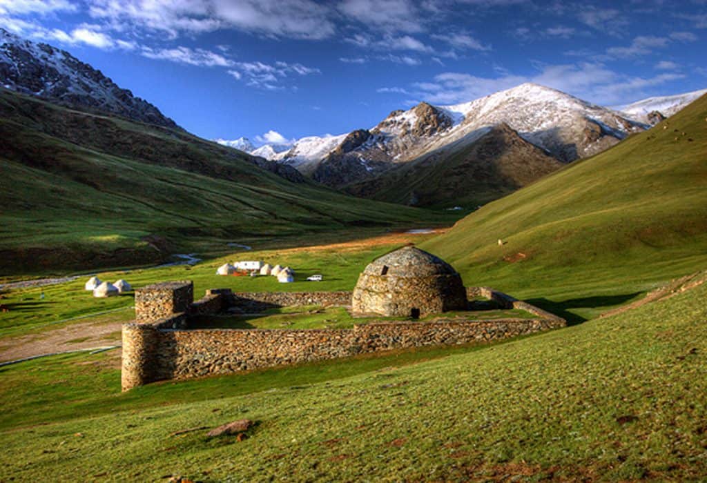 tempat wisata paling banyak di kunjungi kyrgystan