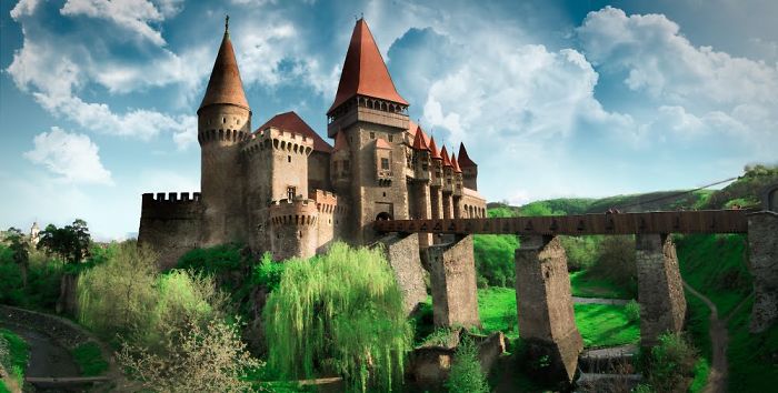 Castelul Corninilor Hunedoara Rumania