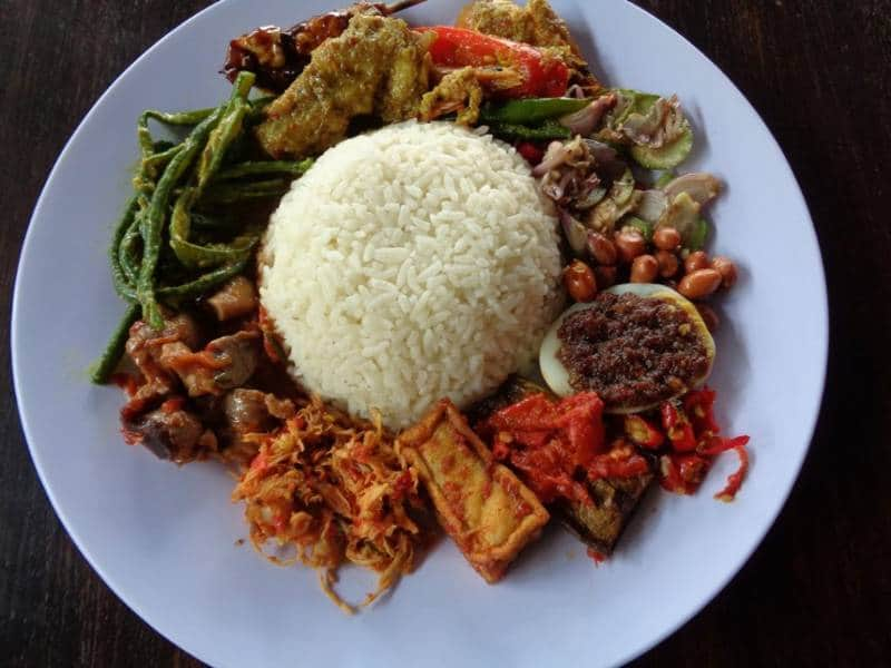 Nasi Jinggo Sukreni 