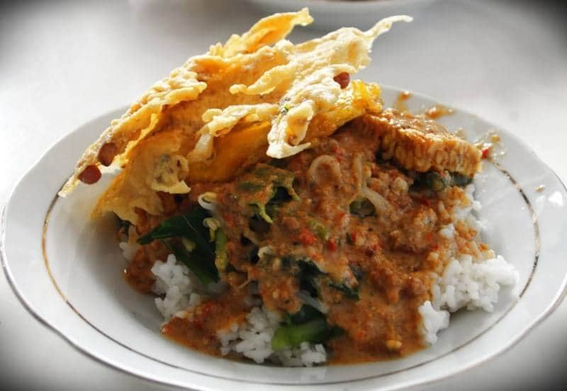 Nasi pecel khas Nganjuk